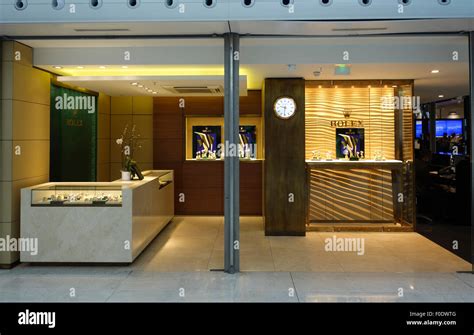 Rolex paris roissy